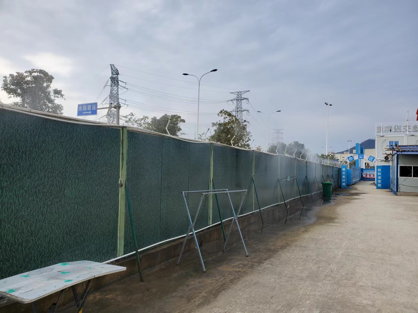 堅守一線“戰(zhàn)高溫” 項目建設有“涼策”，王俊宇拍攝3.jpg